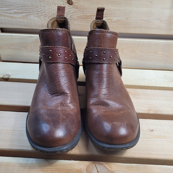 B.O.C Born Concept Claudette Leather Ankle Boots women size 9.5 - Picture 2 of 10